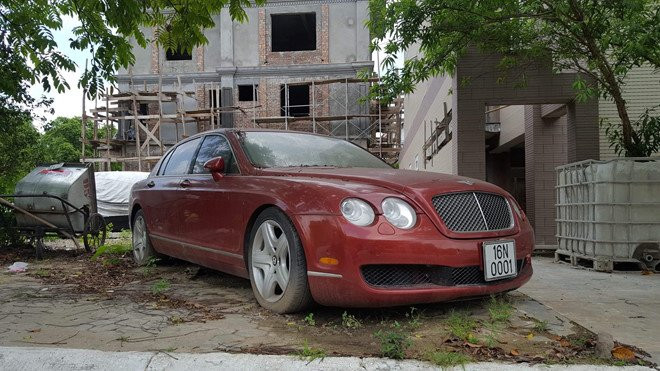 Bentley Continental Flying Spur phu bui, nam canh xe rac tai Hai Phong hinh anh 1