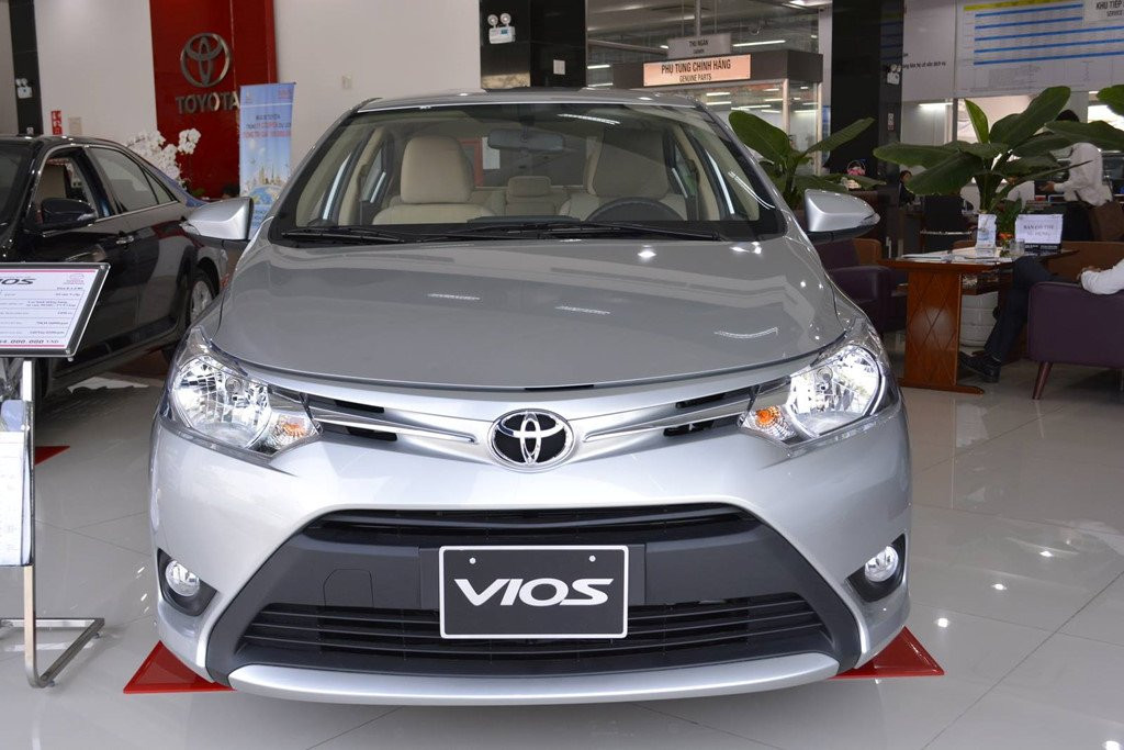Sedan hang B tai VN - nghich ly cua 'thung ton di dong' Toyota Vios hinh anh 1
