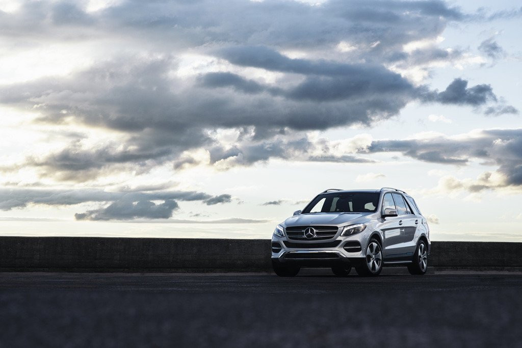 Hai quan Trung Quoc chan nhieu lo xe Mercedes, BMW nhap khau hinh anh 1