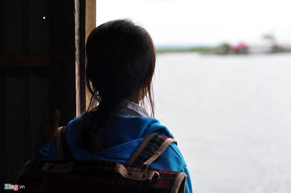 Lop hoc mien phi giua long ho thuy dien cua su thay hinh anh 9