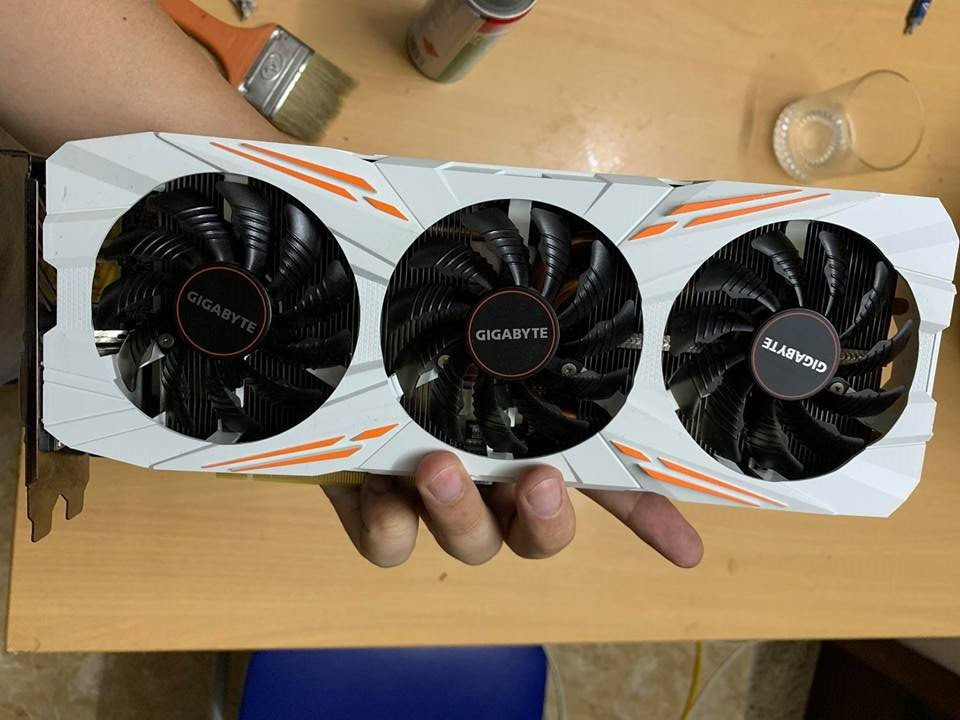 Sau con sot dao coin, VGA 'trau cay' thanh ly o at tai VN hinh anh 1