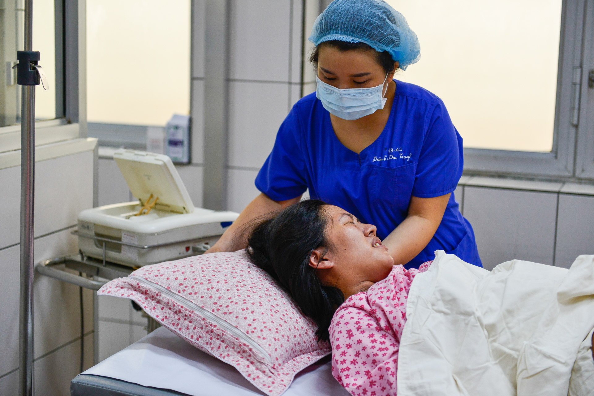 Hanh trinh vuot can thieng lieng cua phu nu hinh anh 24