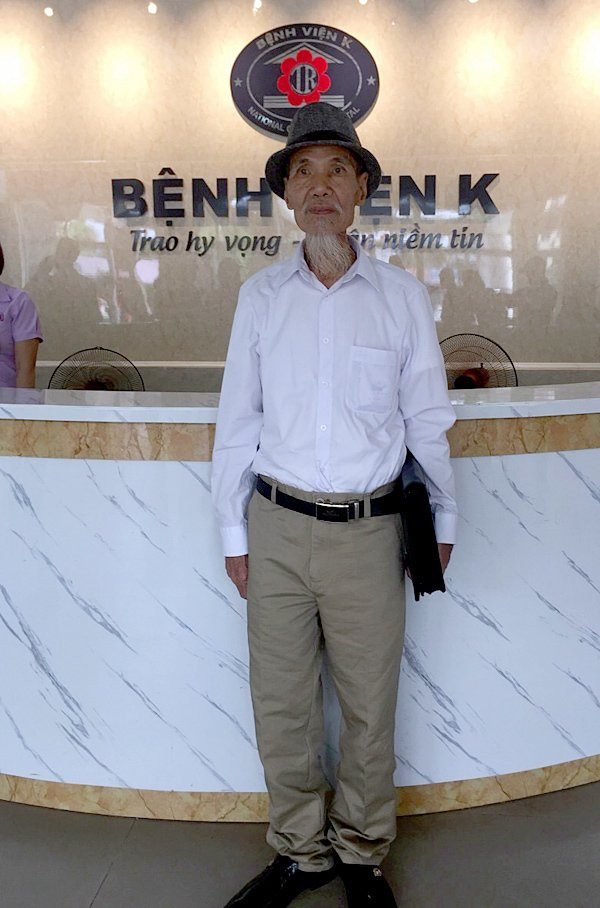 Một trong những bệnh nhân ung thư đầu tiên của VN 48 năm trước giờ ra sao?