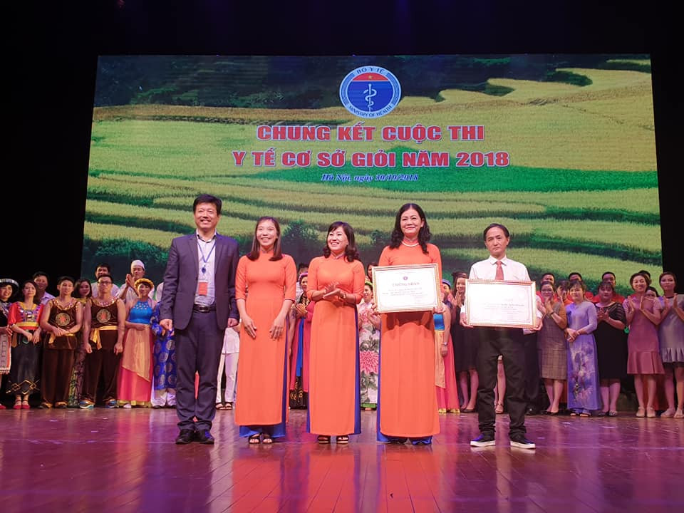 44986048_10210195205435887_3258652229334204416_n 3