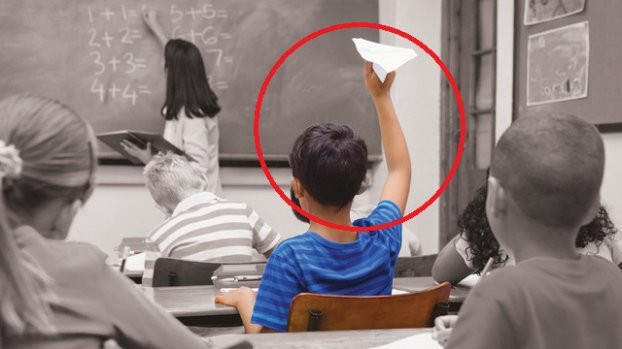 Trẻ tăng động thường tập trung kém nên kết quả học tập bị sa sút. Ảnh minh họa