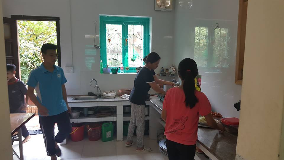 Nhật ký đẫm nước mắt của mẹ và người con khuyết não