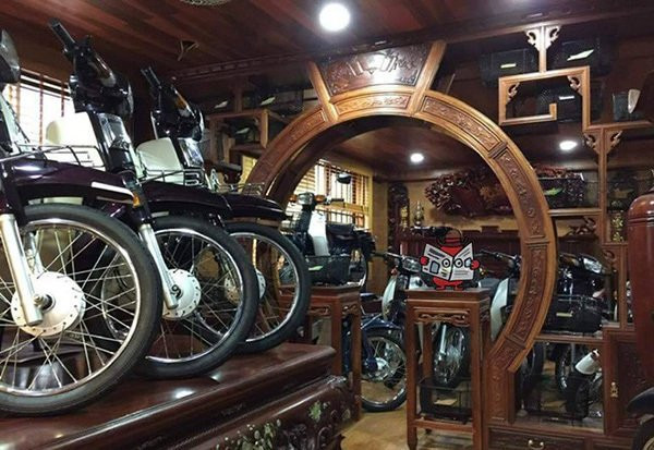 Dàn Honda Dream biển tứ quý hét giá hơn 1 tỷ, đổi ngang Camry