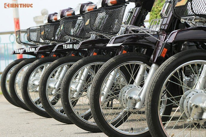 Dàn Honda Dream biển tứ quý hét giá hơn 1 tỷ, đổi ngang Camry