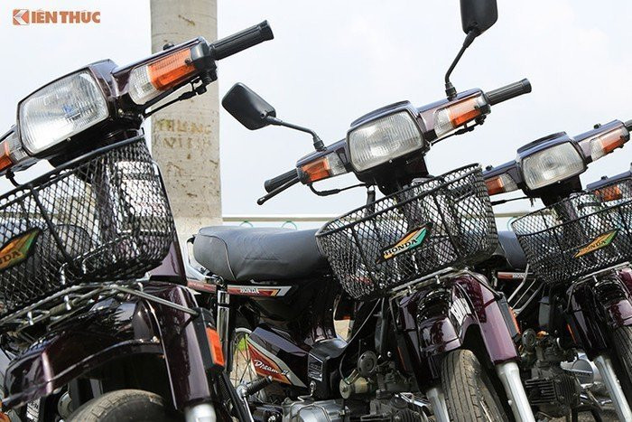 Dàn Honda Dream biển tứ quý hét giá hơn 1 tỷ, đổi ngang Camry