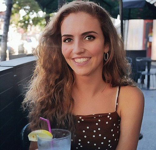 nu-sinh-Scotland-6789-1548473339