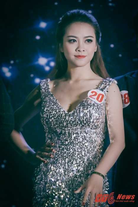 Hoa khoi ao dai (12)