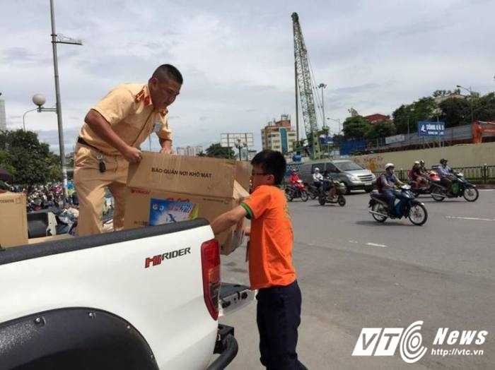 13576552_1067923053256078_1681434703_n