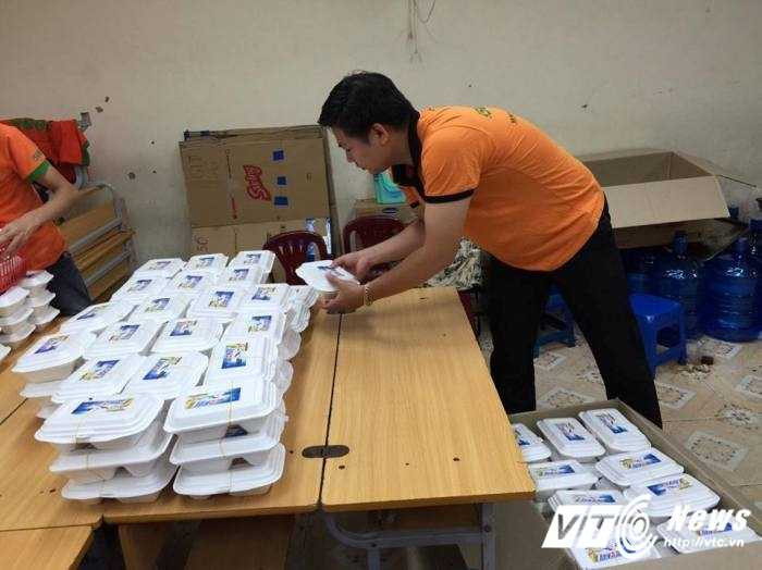 13595813_1067922919922758_1231075158_n