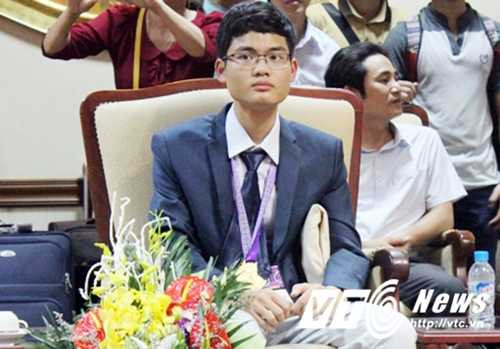 bo-sua-khoa-me-ban-luoc-con-trai-gianh-huy-chuong-vang-olympic-toan-2