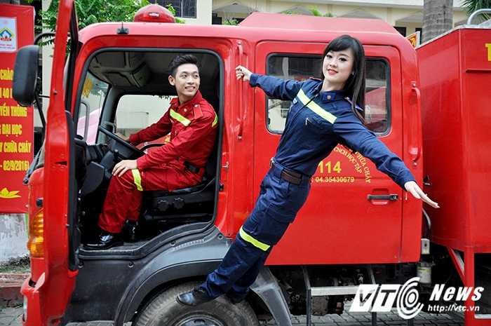 Sinh vien thanh lich T34 (10)