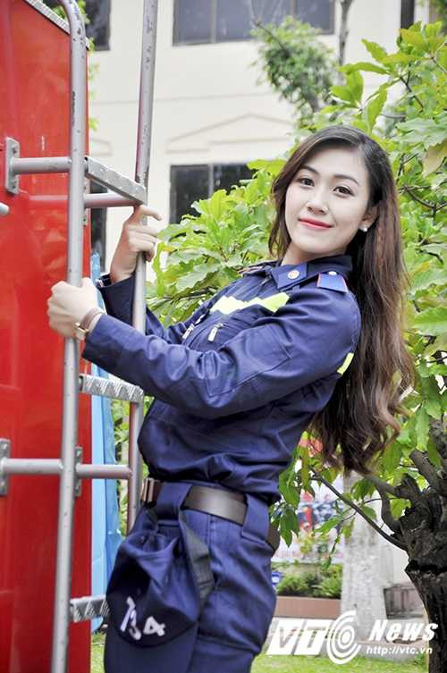 Sinh vien thanh lich T34 (14)