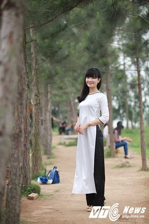 Nu canh sat tre (11)