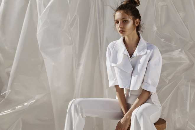 Thien than 19 tuoi noi tieng nho so huu than hinh goi cam hinh anh 2