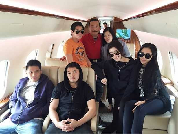 Cuoc song xa hoa cua cong tu, tieu thu nha dai gia Malaysia hinh anh 1