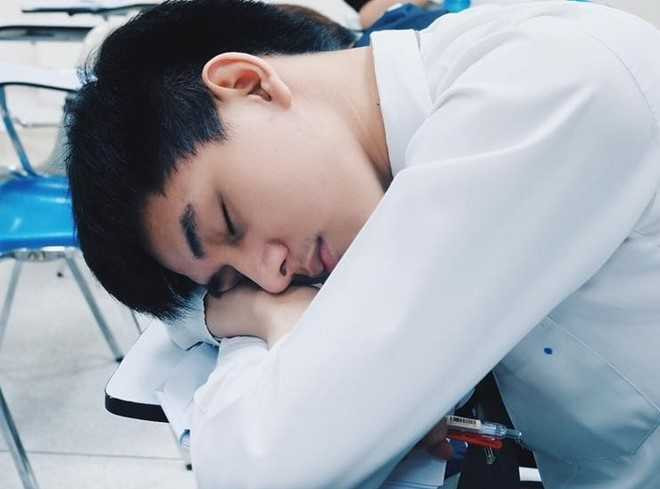 Chang duoc si Thai Lan noi tieng nho dien trai nhu tai tu hinh anh 7