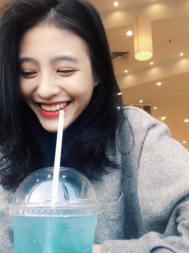 9X lai Phap duoc coi nhu ban sao hot girl Kha Ngan hinh anh 3