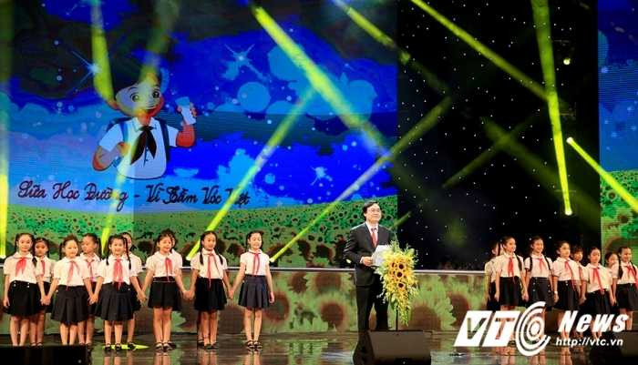 Sua Hoc Duong - Vi Tam Voc Viet6