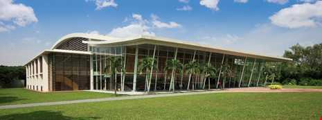 Ngôi trường có cơ sở vật chất sang chảnh nhất TP.HCM - ảnh 5