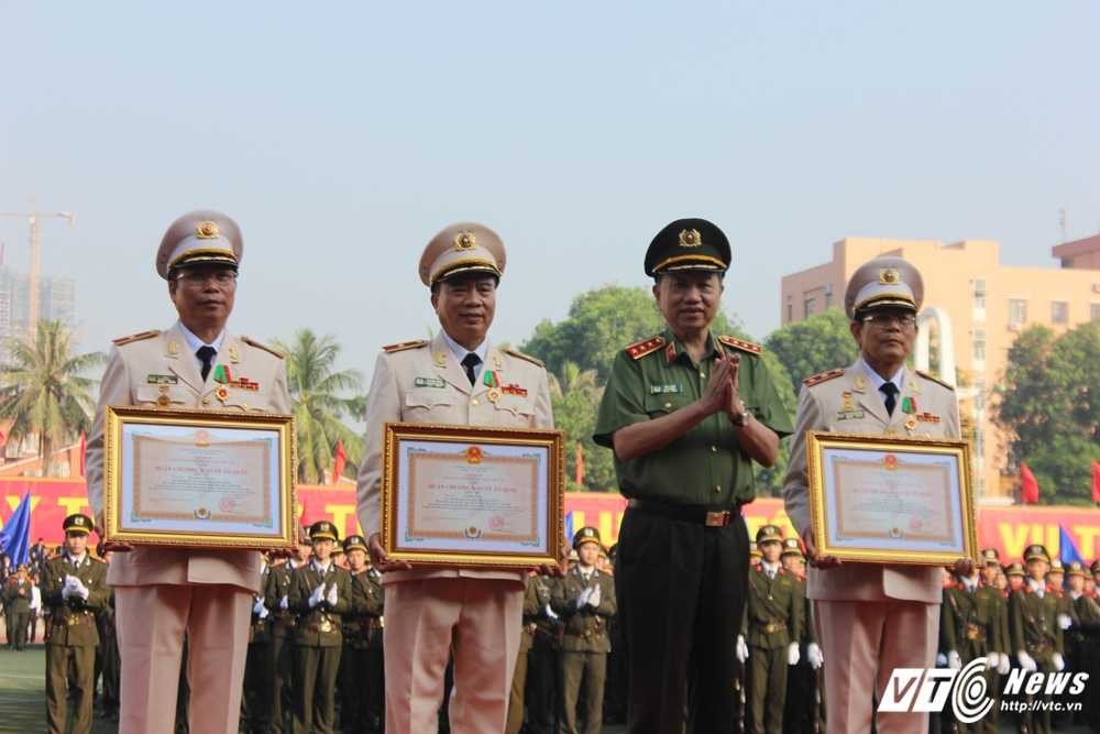 Khai giang Hoc vien An ninh (17)