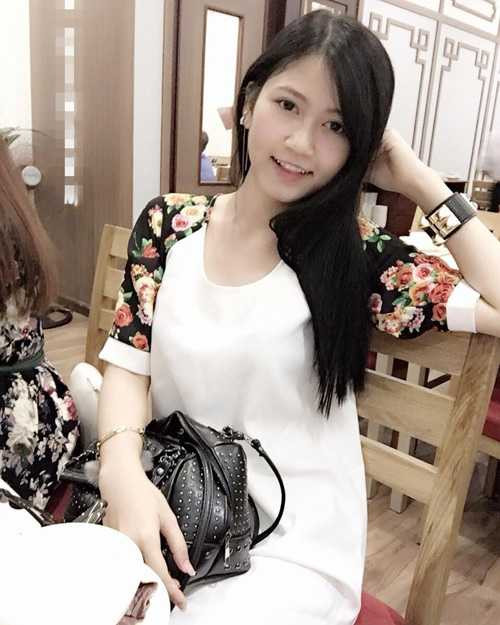 chan dung nguoi yeu xinh nhu mong cua doi truong u19 hinh anh 12