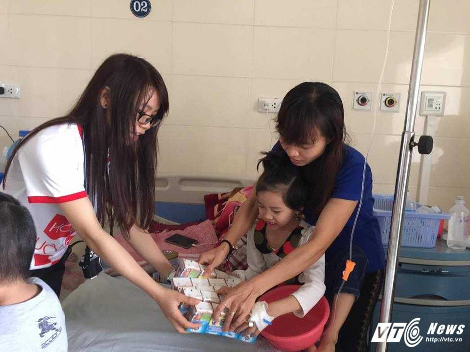 Báo VTC News to chuc tu thien (3)