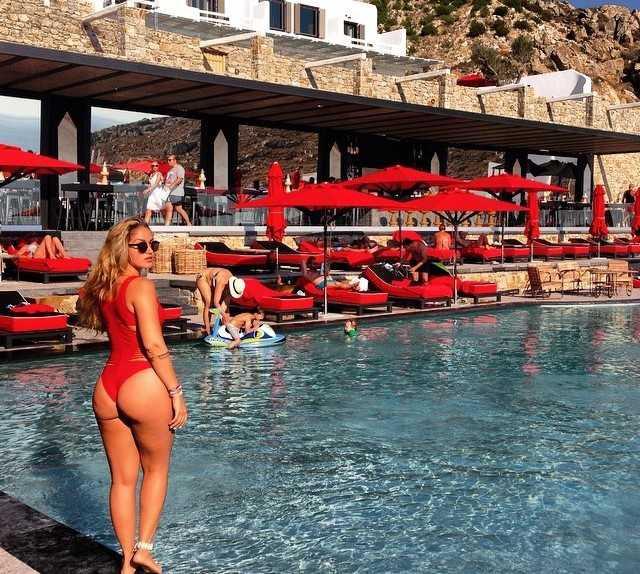 Nu luat su 9X dep nhu nguoi mau hinh anh 6