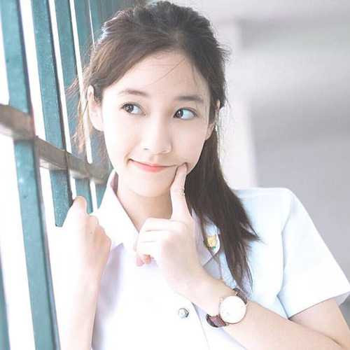 nu sinh truong y giong “nu than han quoc” nhu 2 giot nuoc hinh anh 7