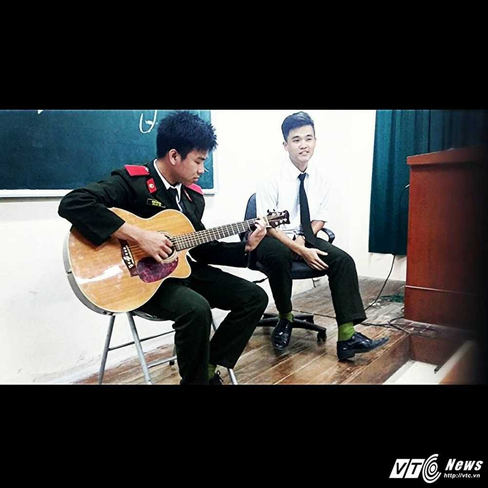 1168608_882111575227703_1550290998_n