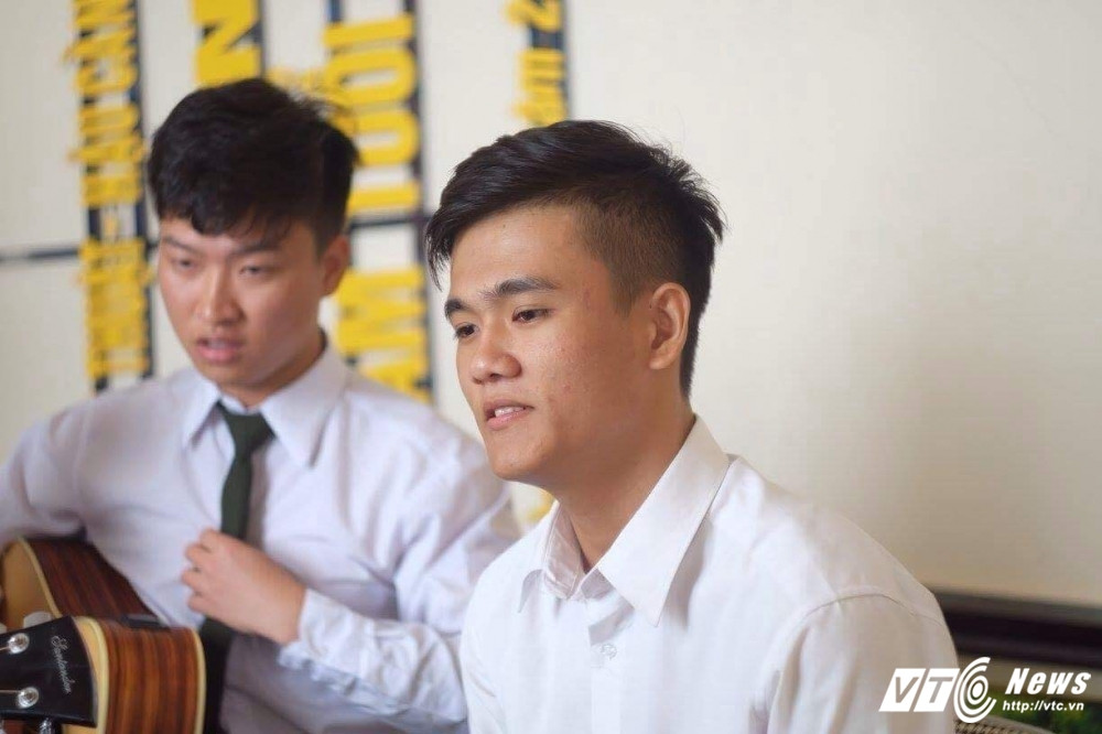 received_1828412877430040