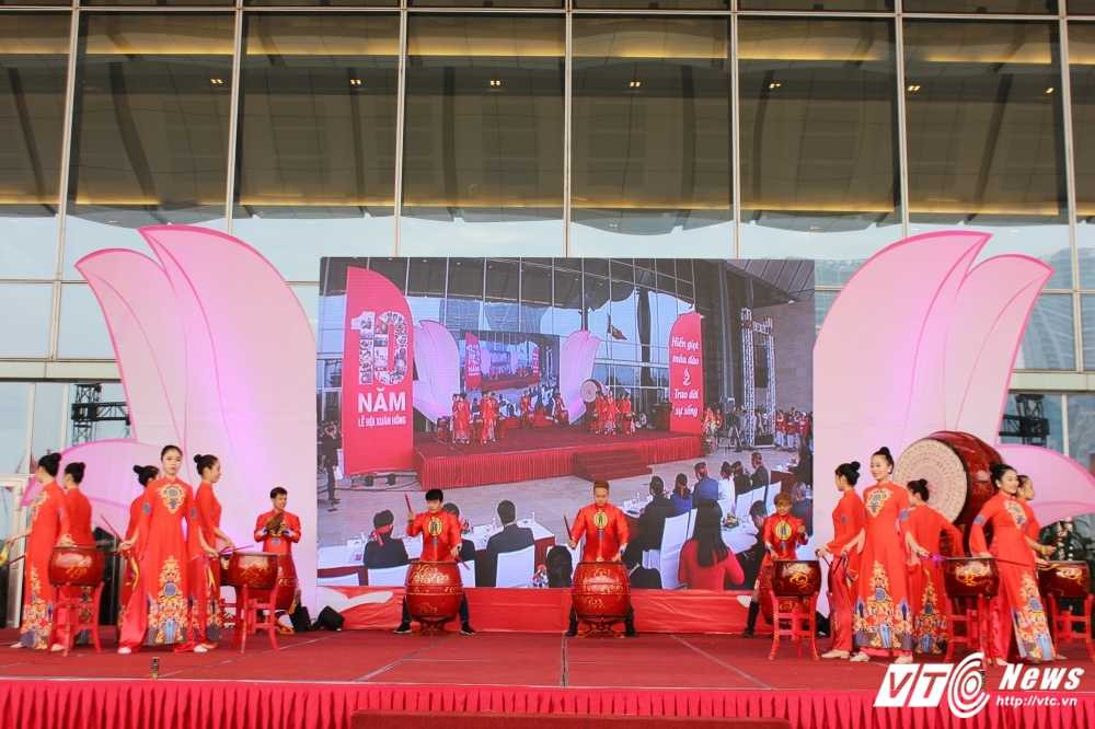 Le-hoi-xuan-hong (24)