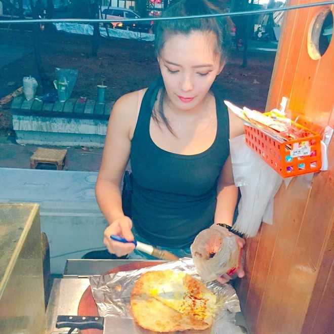 5 hot girl binh dan bat ngo noi tieng tren mang hinh anh 5