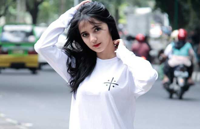 Ve dep thuan khiet cua hot girl Indonesia hinh anh 4