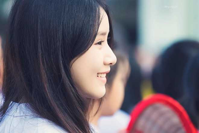 Dan mang tim kiem co gai xinh moc mac trong ta ao dai hinh anh 4