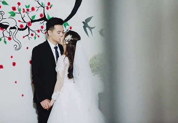 Trong mấy năm qua, Thu Hương vẫn luôn là một hot girl có hình ảnh đẹp trong lòng các bạn trẻ hâm mộ. Cô thường xuất hiện với vai trò người mẫu ảnh, được các nhiếp ảnh trẻ ở Hà Nội tín nhiệm.