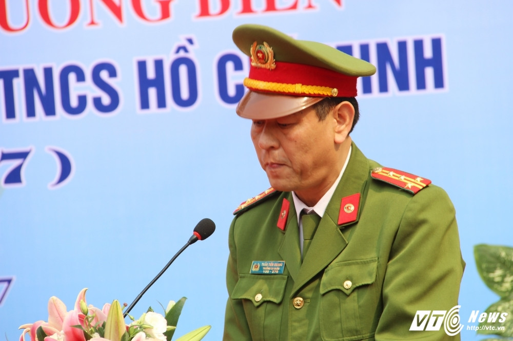 chien-sy-canh-sat (13)