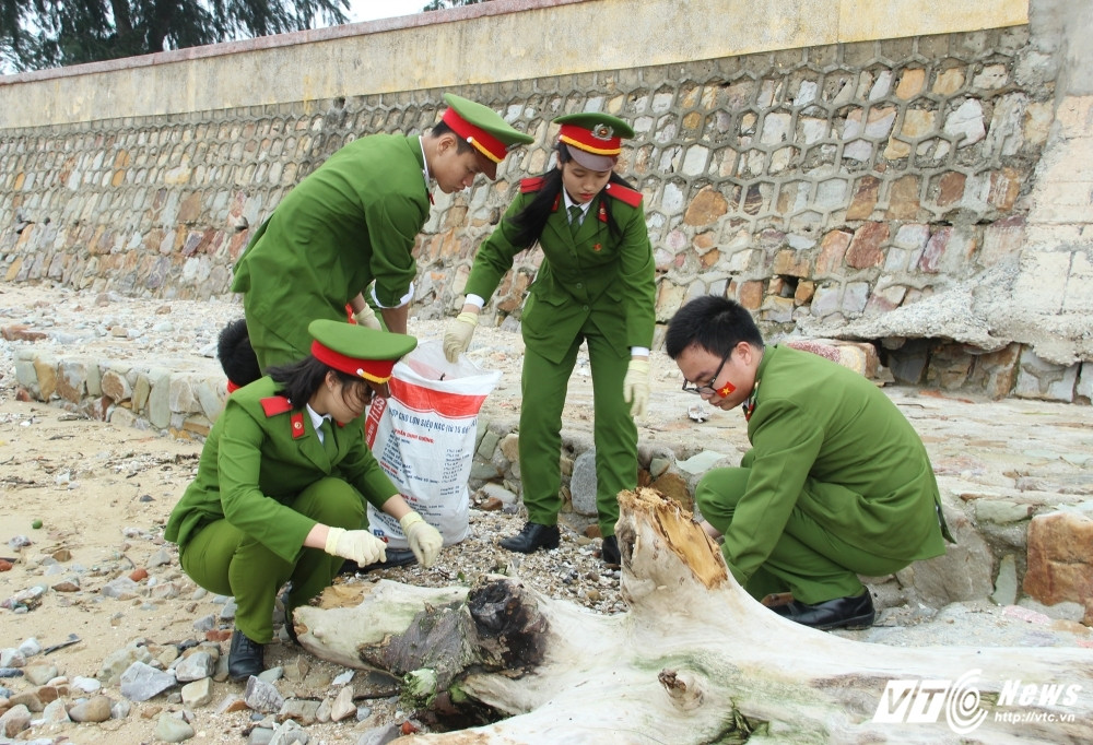 chien-sy-canh-sat (25)