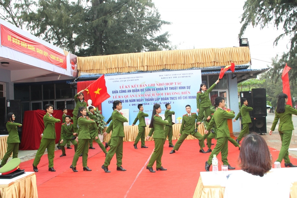 chien-sy-canh-sat (3)