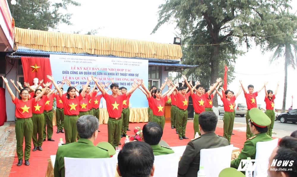 chien-sy-canh-sat (8)