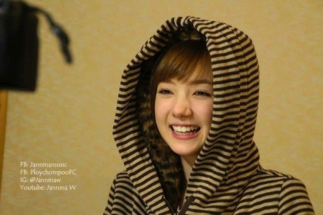 Hot girl Thai Lan cover 'Beo dat may troi' gio ra sao? hinh anh 1