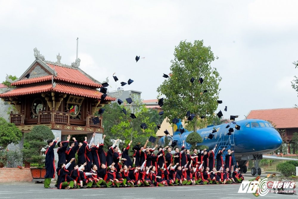 sinh-vien-canh-sat (3)