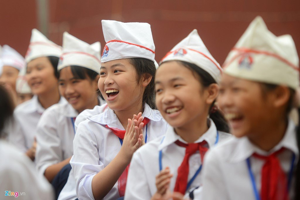 CSGT huong dan luat giao thong cho hoc sinh hinh anh 11