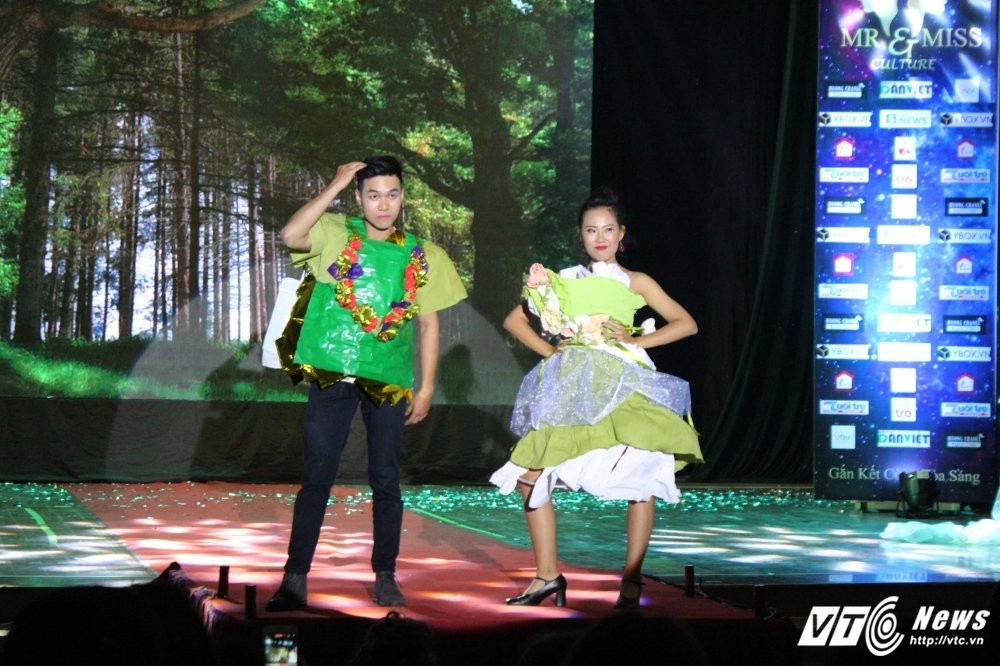 Hinh anh Lo dien cap doi xuat sac nhat ‘Mr and Miss culture’