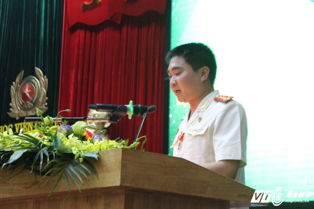 Hinh anh Sinh vien Canh sat hao hung tham gia bau cu Ban chap hanh nhiem ky moi