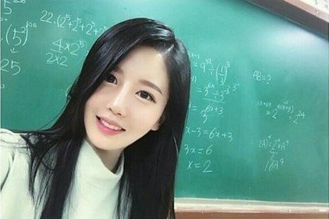 Hinh anh Nhung co giao noi tieng cong dong mang vi qua xinh dep 3