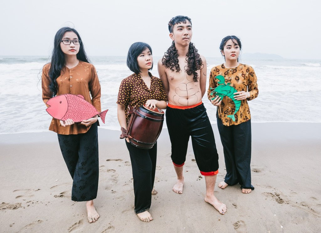 Teen Nghe An chup ky yeu theo phong cach Son Tinh - Thuy Tinh hinh anh 7